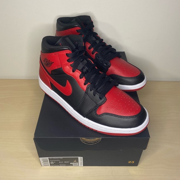 SOLD-Air Jordan 1 Mid Banned - Picture 2 of 3